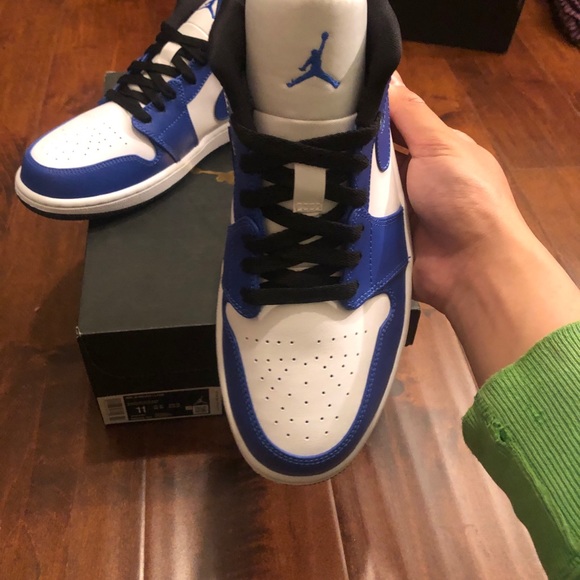 Jordan 1 low game royal - Picture 2 of 4